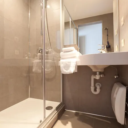 De Hofkamers 3*