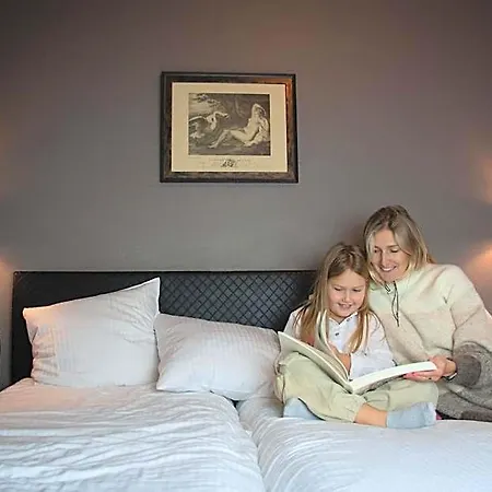 De Hofkamers 3*