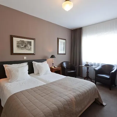 デ ホフカマーズ ホテル 3*