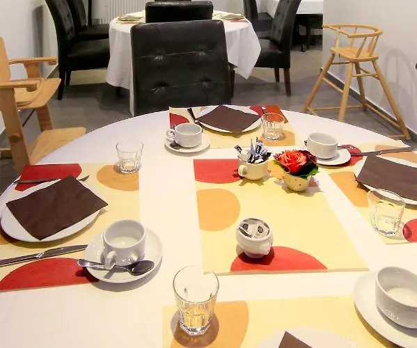 מלון De Hofkamers אוסטנדה